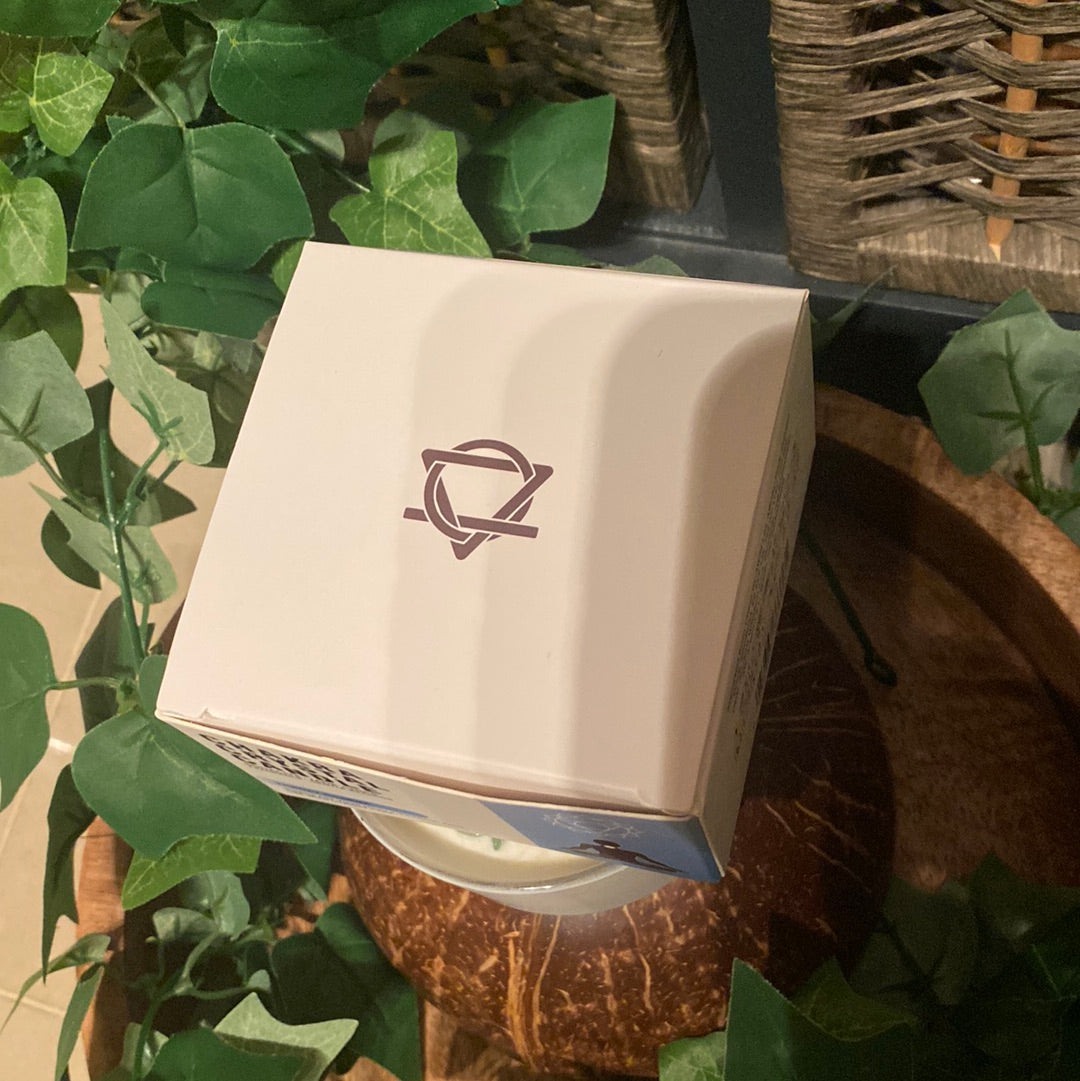 Throat chakra candle